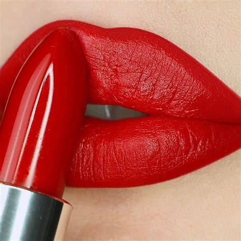 best universal red lipstick.